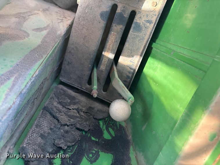 image for item EU5723 John Deere 484 cotton stripper
