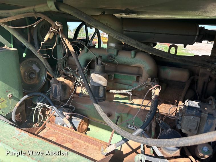 image for item EU5723 John Deere 484 cotton stripper