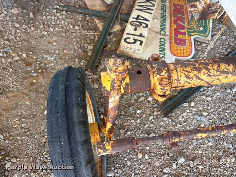 image for item EU5724 International tractor