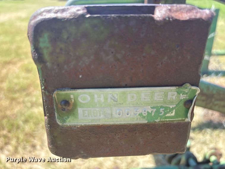 image for item EU5726 John Deere ER014 row crop cultivator