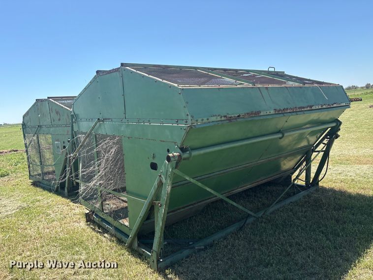 image for item EU5727 John Deere cotton stripper basket