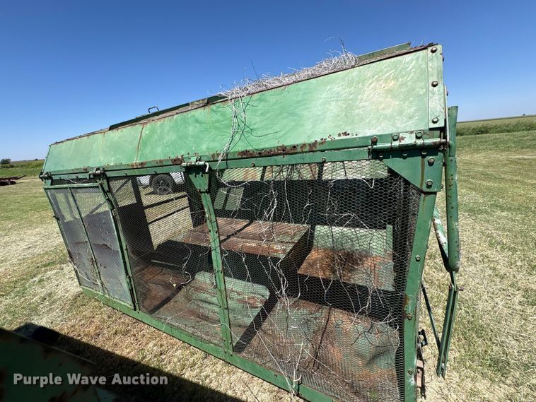 image for item EU5727 John Deere cotton stripper basket