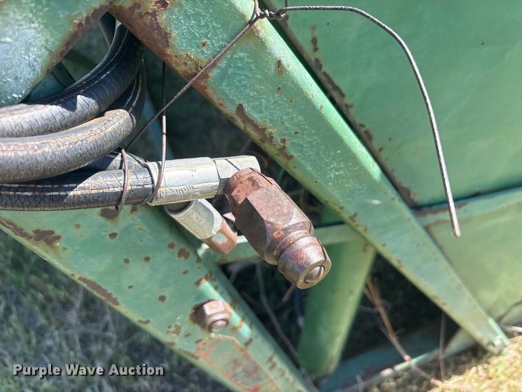 image for item EU5727 John Deere cotton stripper basket