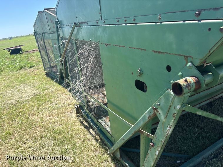 image for item EU5727 John Deere cotton stripper basket
