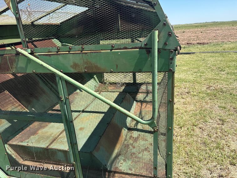 image for item EU5728 John Deere cotton stripper basket