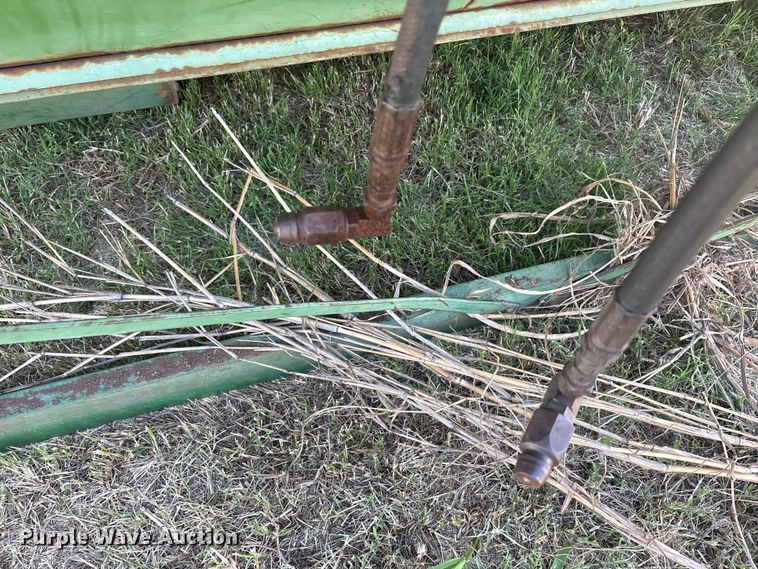 image for item EU5728 John Deere cotton stripper basket