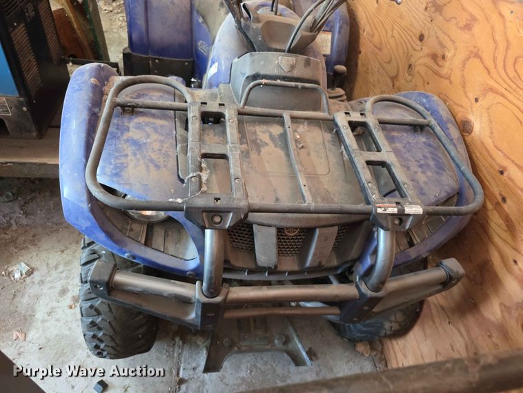 image for item EV2274 2004 Yamaha Grizzly ATV