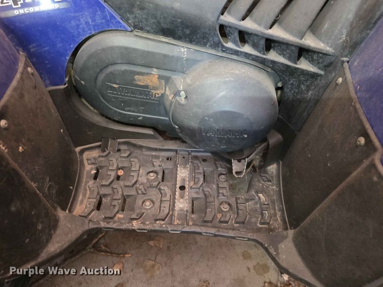 image for item EV2274 2004 Yamaha Grizzly ATV