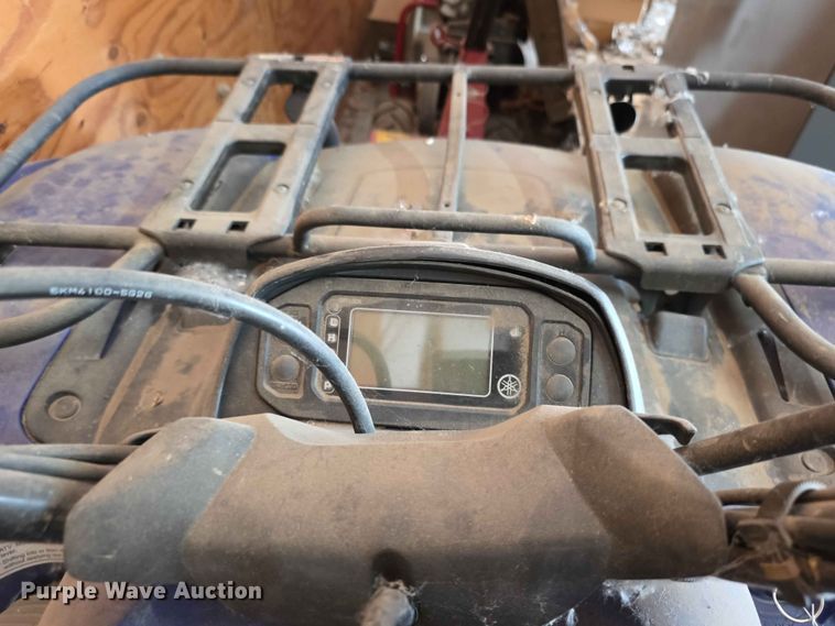 image for item EV2274 2004 Yamaha Grizzly ATV