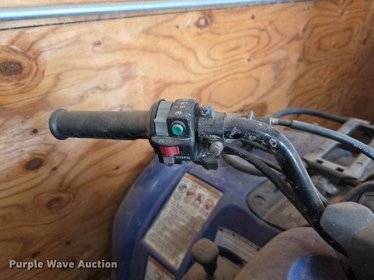 image for item EV2274 2004 Yamaha Grizzly ATV