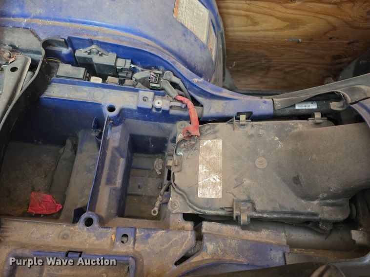 image for item EV2274 2004 Yamaha Grizzly ATV