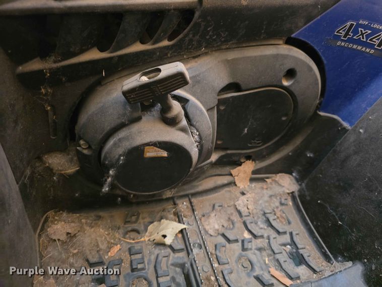 image for item EV2274 2004 Yamaha Grizzly ATV