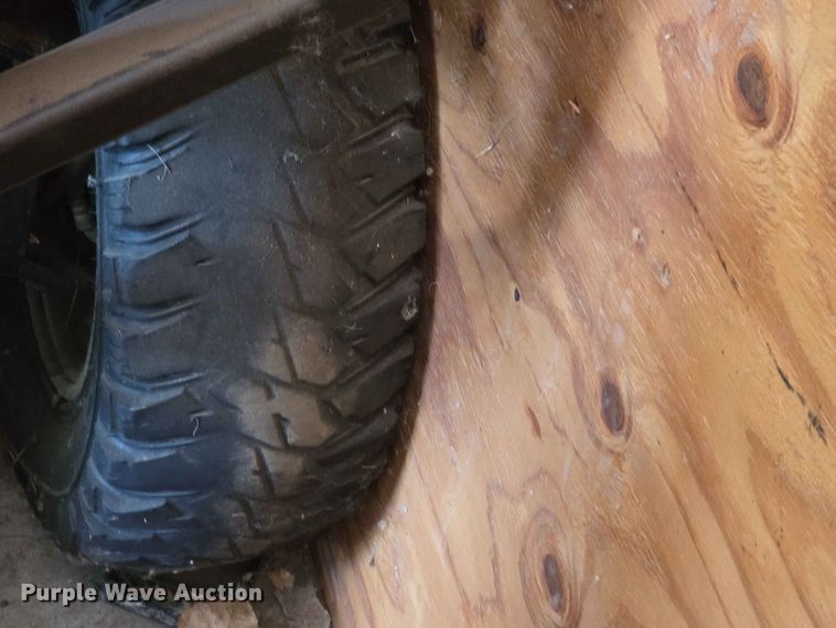 image for item EV2274 2004 Yamaha Grizzly ATV