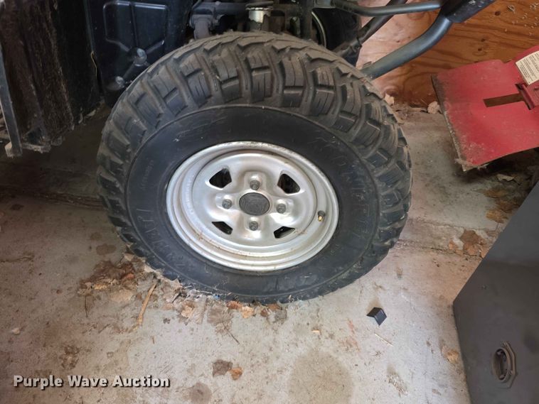 image for item EV2274 2004 Yamaha Grizzly ATV