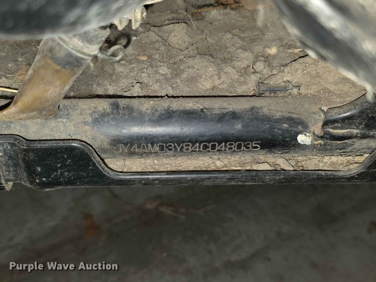 image for item EV2274 2004 Yamaha Grizzly ATV