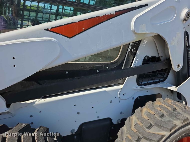 image for item EV2278 2019 Bobcat S650 skid steer loader
