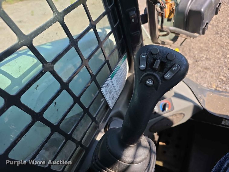 image for item EV2278 2019 Bobcat S650 skid steer loader