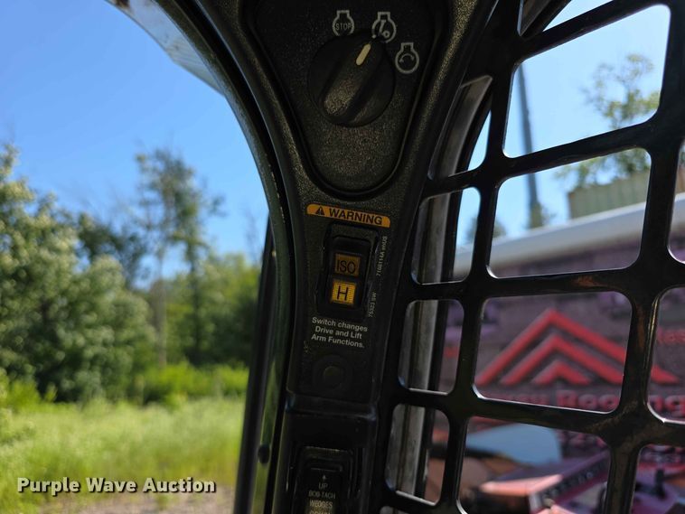image for item EV2278 2019 Bobcat S650 skid steer loader