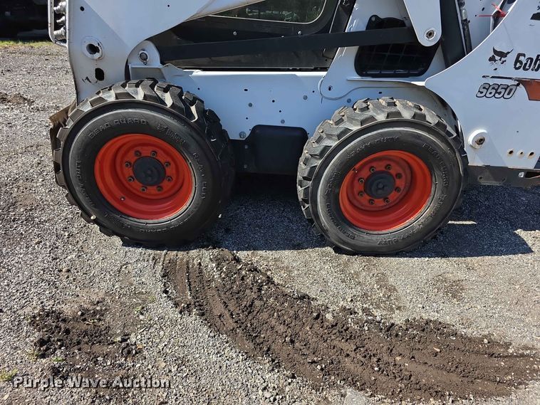 image for item EV2278 2019 Bobcat S650 skid steer loader