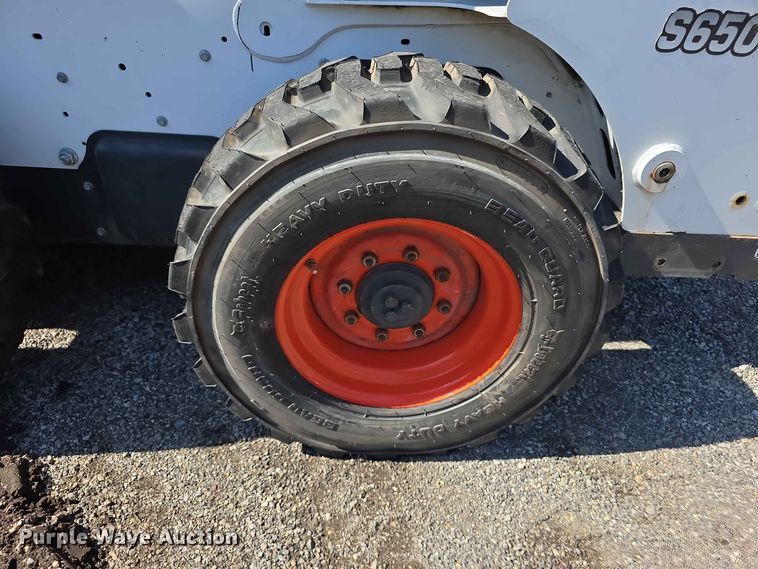 image for item EV2278 2019 Bobcat S650 skid steer loader
