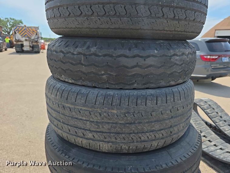 image for item EV2280 (8) tires and wheels