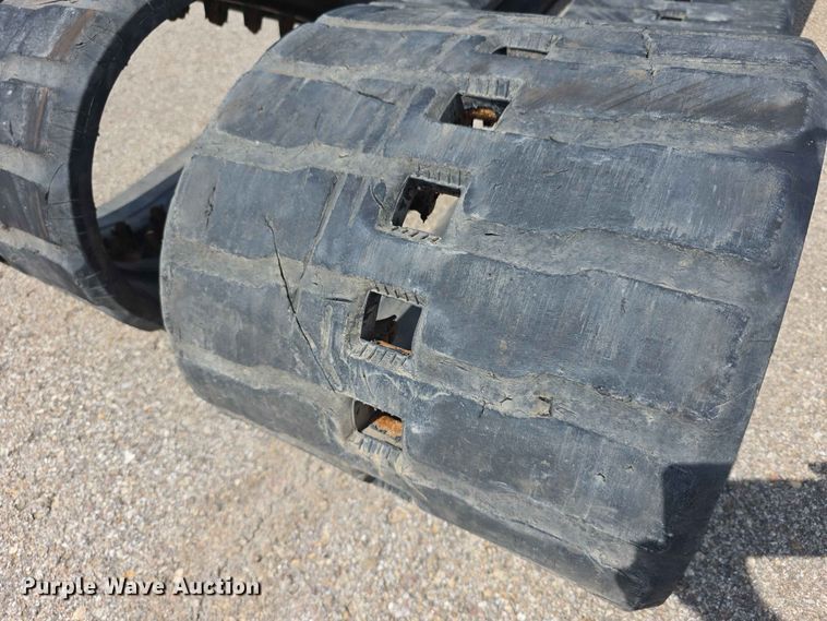 image for item EV2281 DRB rubber tracks