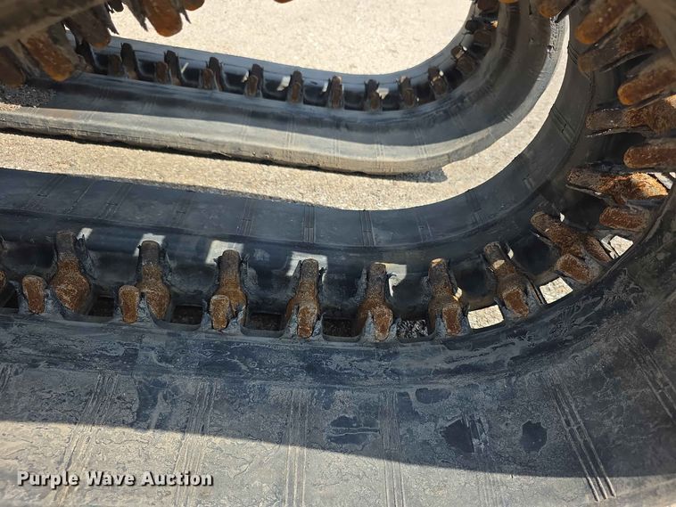 image for item EV2281 DRB rubber tracks