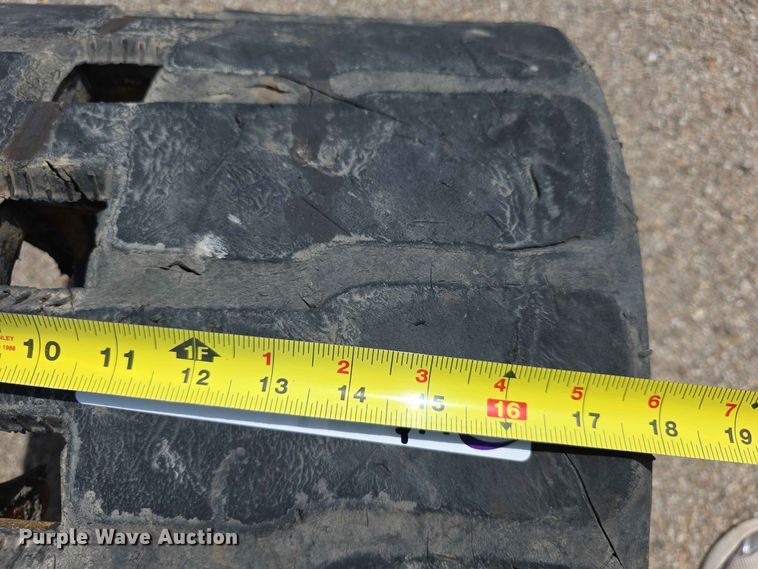 image for item EV2281 DRB rubber tracks