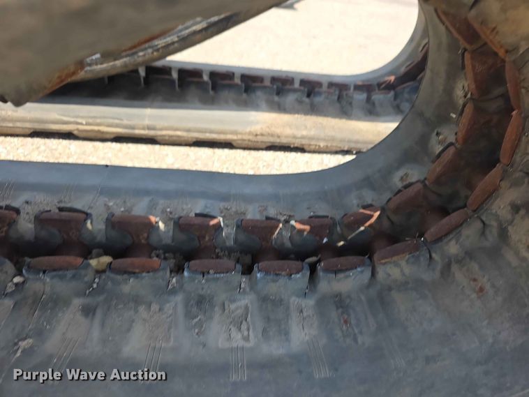image for item EV2282 Bridgestone rubber track