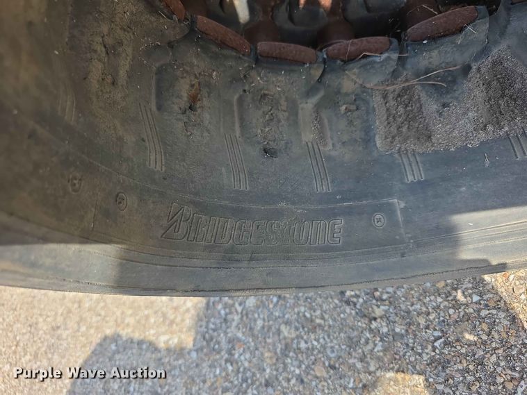 image for item EV2282 Bridgestone rubber track