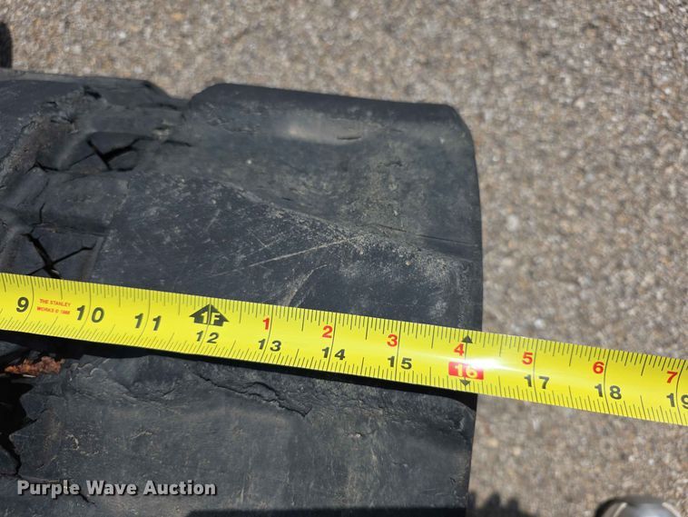 image for item EV2282 Bridgestone rubber track
