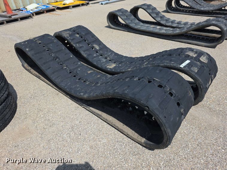 image for item EV2283 DRTY rubber tracks