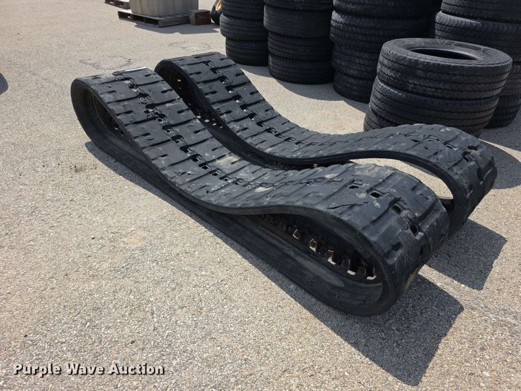 image for item EV2283 DRTY rubber tracks