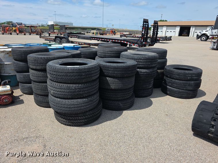 image for item EV2287 (47) tires