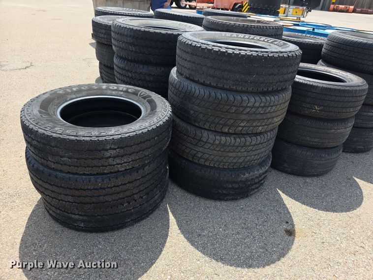 image for item EV2287 (47) tires