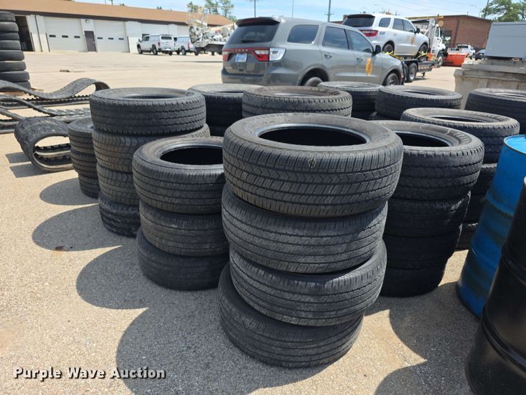 image for item EV2287 (47) tires
