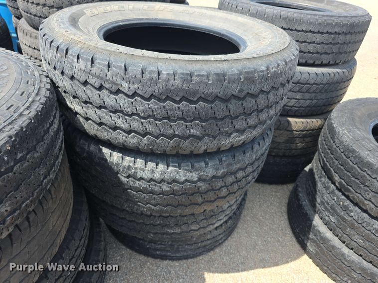 image for item EV2287 (47) tires