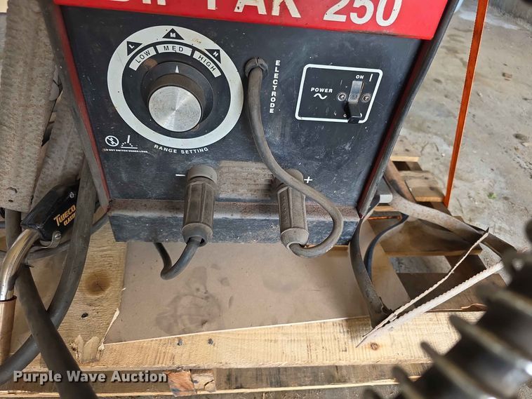image for item EV2289 Airco Dip-Pak 250 welder