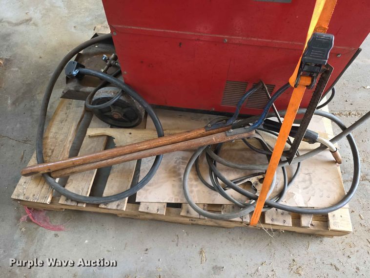 image for item EV2289 Airco Dip-Pak 250 welder