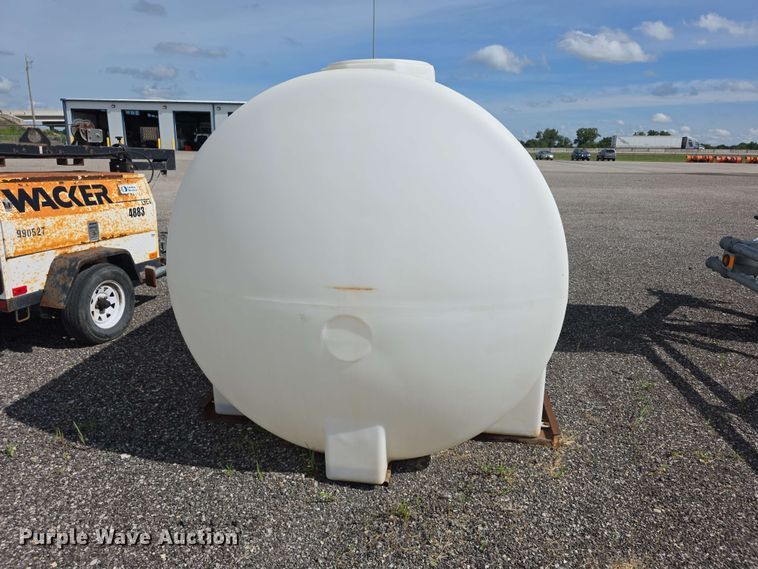 image for item EV2291 Tank