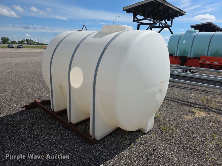 image for item EV2291 Tank
