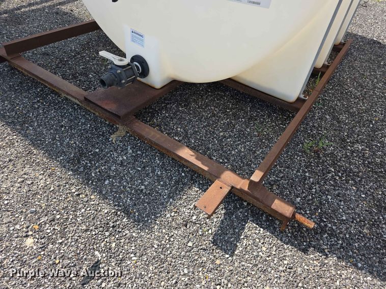 image for item EV2291 Tank