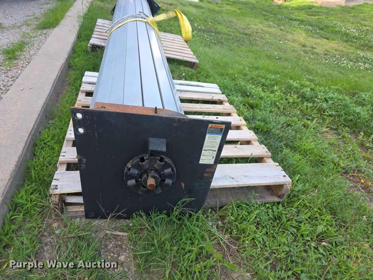 image for item EV2297 Overhead Door roll-up door