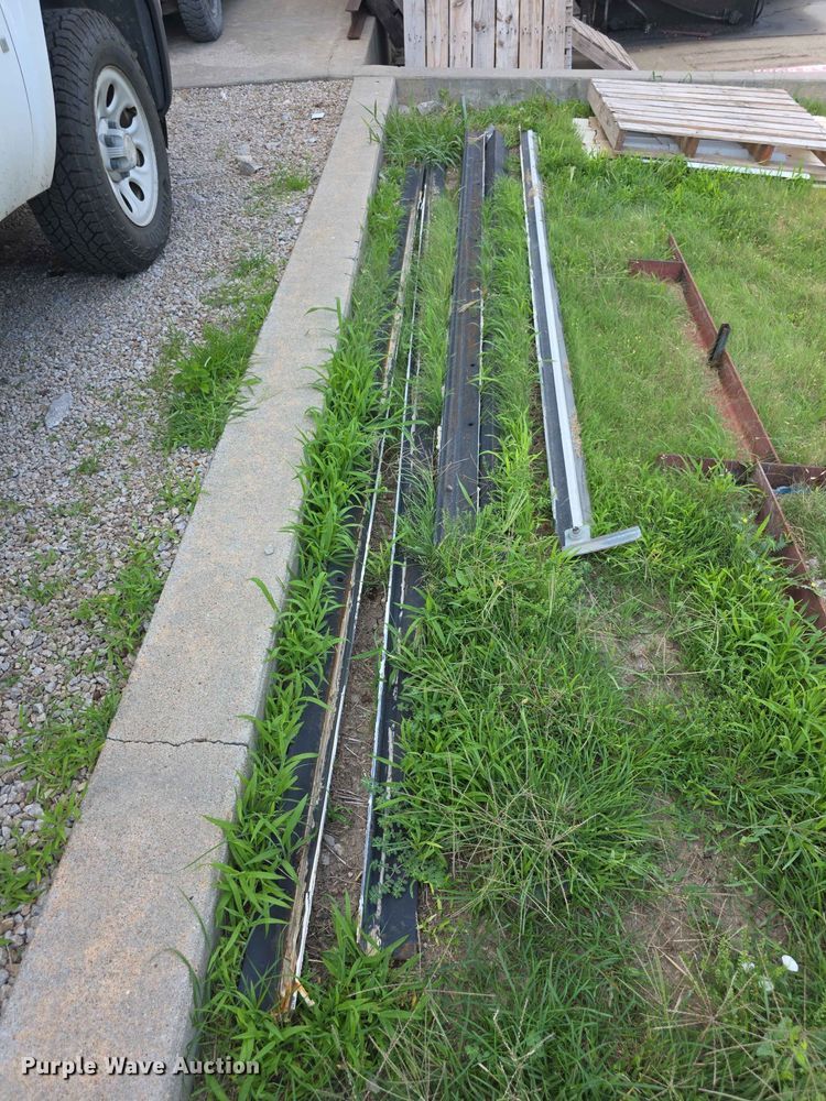 image for item EV2297 Overhead Door roll-up door
