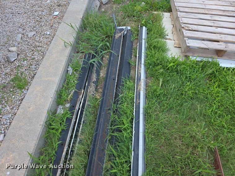 image for item EV2297 Overhead Door roll-up door