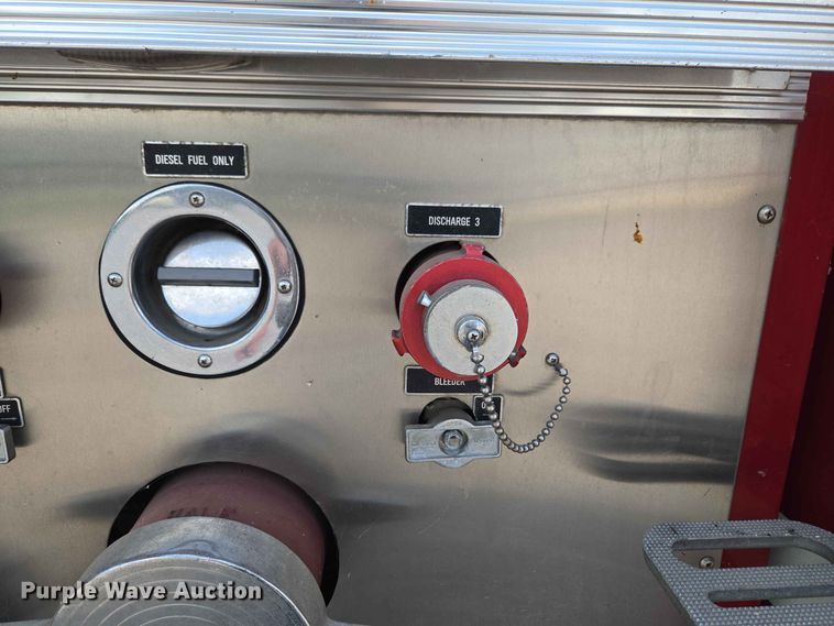 image for item EW0376 1989 Federal Motors pumper fire truck