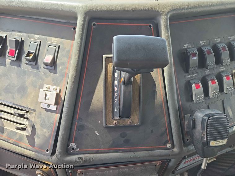 image for item EW0376 1989 Federal Motors pumper fire truck