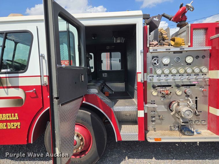 image for item EW0376 1989 Federal Motors pumper fire truck