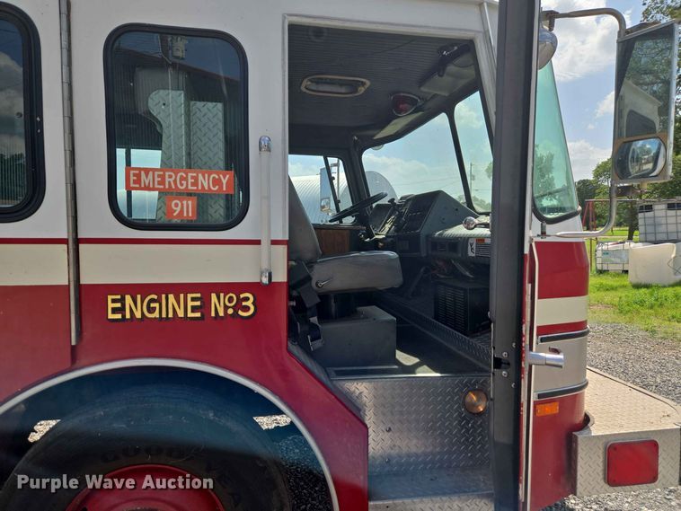image for item EW0376 1989 Federal Motors pumper fire truck