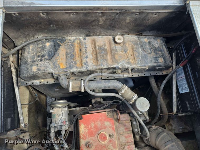 image for item EW0376 1989 Federal Motors pumper fire truck